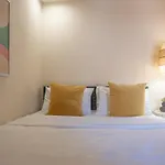 Σπίτι διακοπών Old Town House With Jacuzzi And Yard,4ppl *