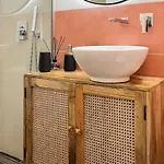 Σπίτι διακοπών Old Town House With Jacuzzi And Yard,4ppl