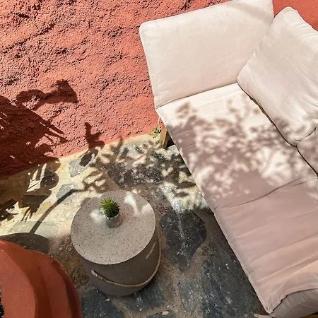 Old Town House With Jacuzzi And Yard,4ppl * La Canée