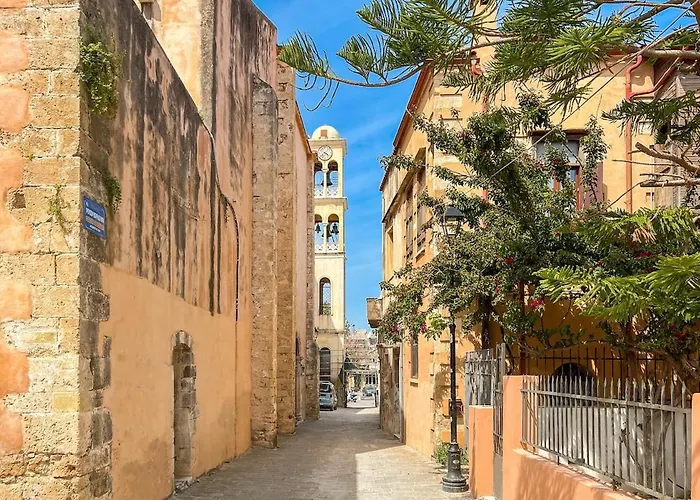 Old Town House With Jacuzzi And Yard,4ppl *